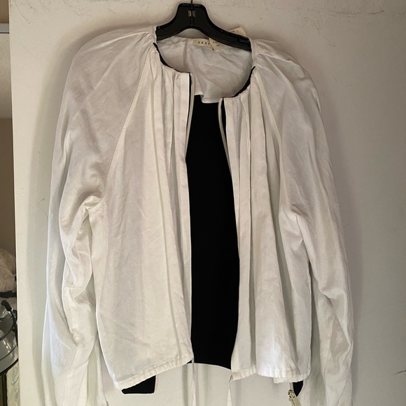 NWT VAARA  XS/S layered cape jacket. Black inside white out layer  $1680 - Picture 2 of 3